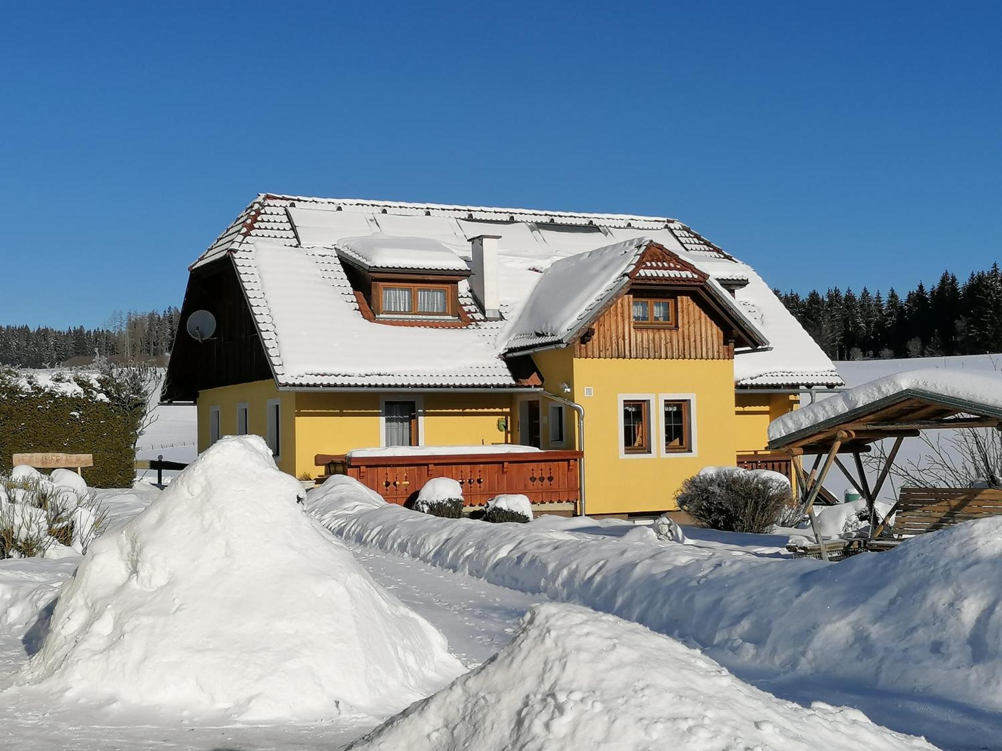 Hotel Gasthof Seeblick Zeutschach Exterior foto